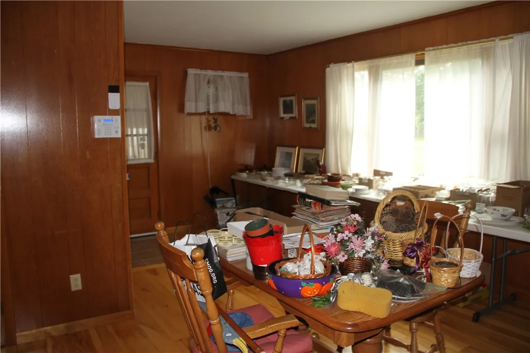 26 Shannon Street, Bath, New York 14810, Bath, New York 14810, 3 Bedrooms Bedrooms, 7 Rooms Rooms,1 BathroomBathrooms,Residential,For Sale,26 Shannon Street, Bath, New York 14810,R1632954