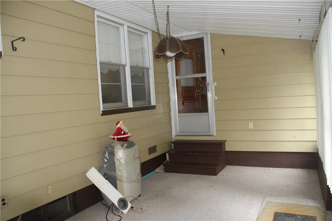 26 Shannon Street, Bath, New York 14810, Bath, New York 14810, 3 Bedrooms Bedrooms, 7 Rooms Rooms,1 BathroomBathrooms,Residential,For Sale,26 Shannon Street, Bath, New York 14810,R1632954