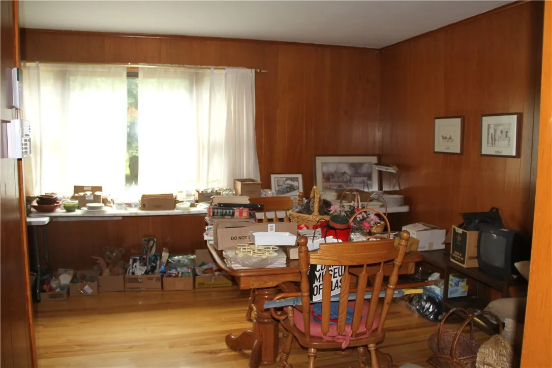 26 Shannon Street, Bath, New York 14810, Bath, New York 14810, 3 Bedrooms Bedrooms, 7 Rooms Rooms,1 BathroomBathrooms,Residential,For Sale,26 Shannon Street, Bath, New York 14810,R1632954