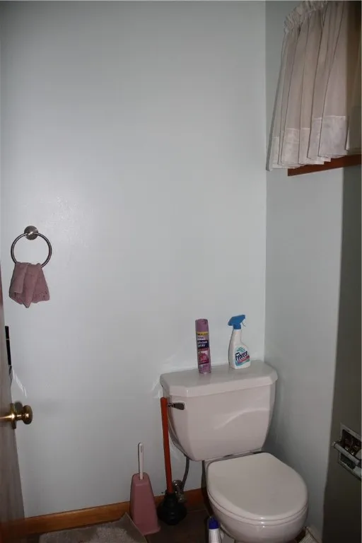26 Shannon Street, Bath, New York 14810, Bath, New York 14810, 3 Bedrooms Bedrooms, 7 Rooms Rooms,1 BathroomBathrooms,Residential,For Sale,26 Shannon Street, Bath, New York 14810,R1632954