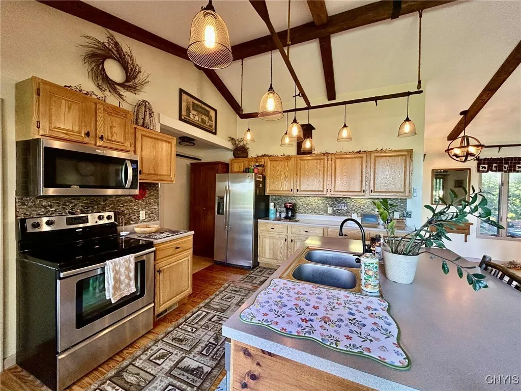 125 Black Lake Road A, Hammond, New York 13646, Hammond, New York 13646, 3 Bedrooms Bedrooms, 7 Rooms Rooms,3 BathroomsBathrooms,Residential,For Sale,125 Black Lake Road A, Hammond, New York 13646,S1632961