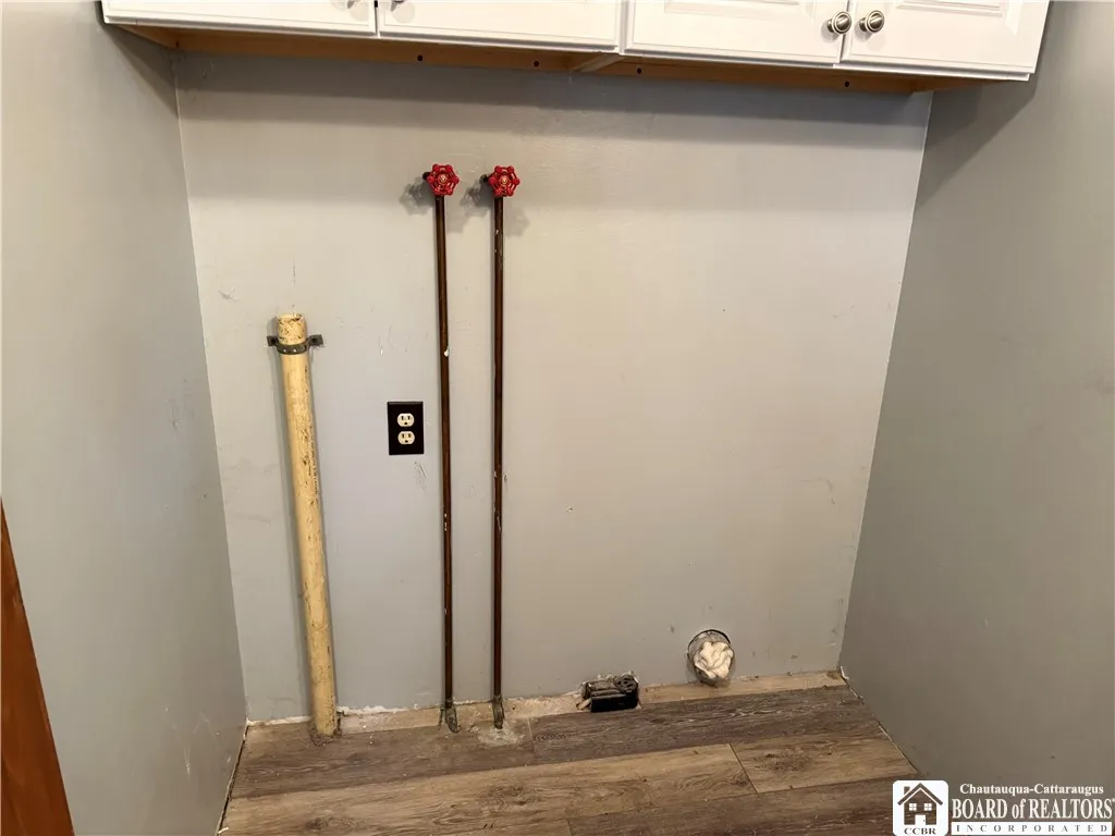 133 Jefferson Street, New Albion, New York 14719, New Albion, New York 14719, 2 Bedrooms Bedrooms, 6 Rooms Rooms,1 BathroomBathrooms,Residential,For Sale,133 Jefferson Street, New Albion, New York 14719,R1632925