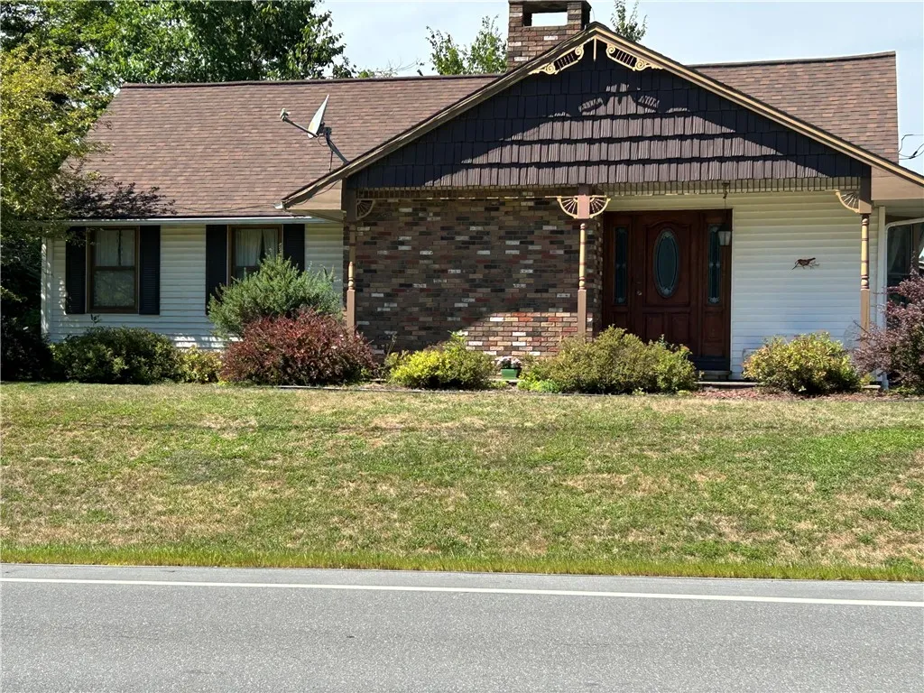 1991 State Highway 23 Highway, Morris, New York 13, Morris, New York 13808, 3 Bedrooms Bedrooms, 9 Rooms Rooms,2 BathroomsBathrooms,Residential,For Sale,1991 State Highway 23 Highway, Morris, New York 13,R1632137