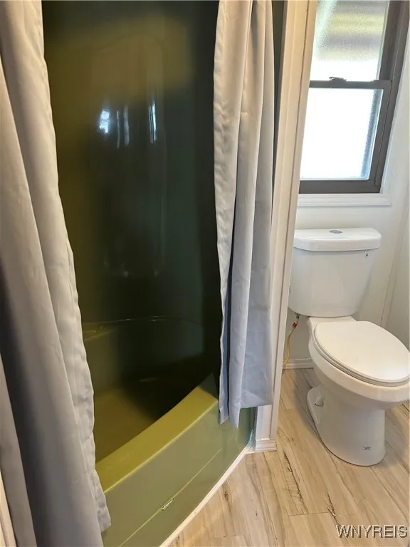 Tub​​‌​​​​‌​​‌‌​‌‌​​​‌‌​‌​‌​‌​​​‌​​ Shower