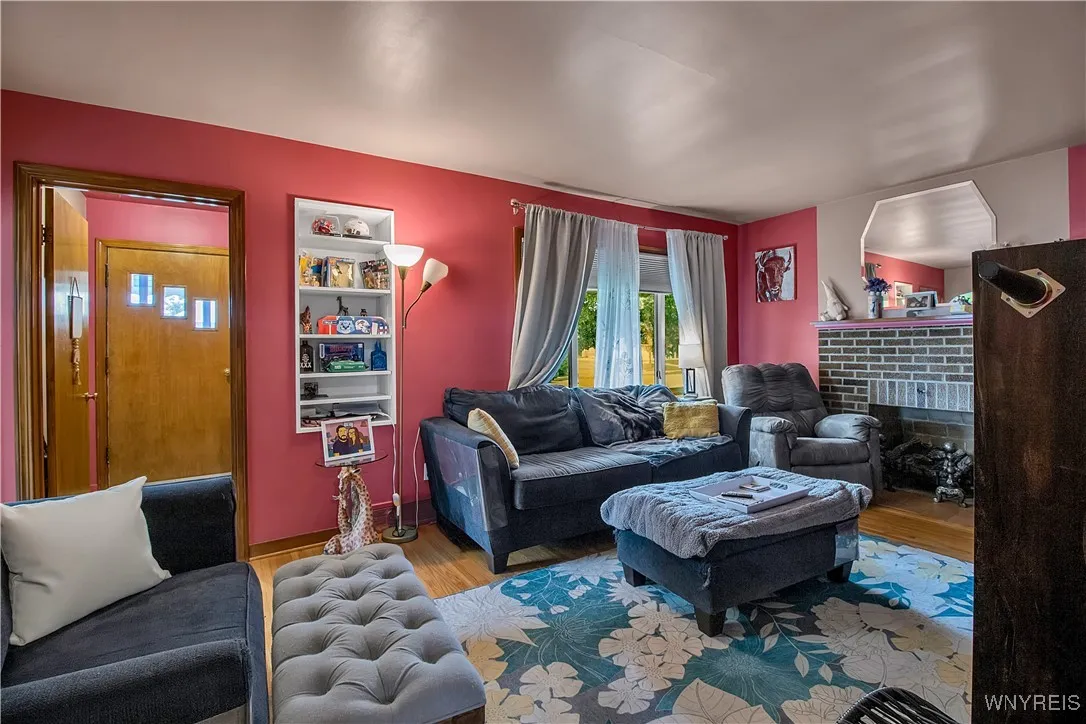 179 Hamilton Boulevard, Tonawanda, New York 14127, Tonawanda, New York 14127, 2 Bedrooms Bedrooms, 4 Rooms Rooms,1 BathroomBathrooms,Residential Lease,For Rent,179 Hamilton Boulevard, Tonawanda, New York 14127,B1632967