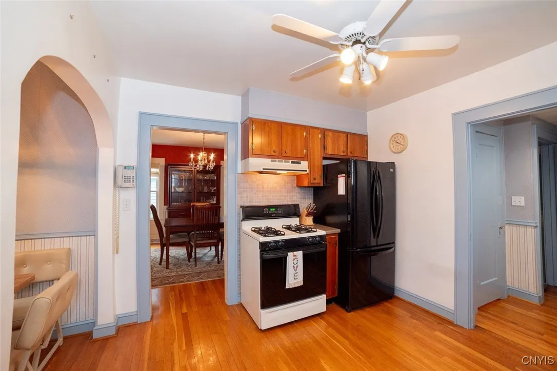 511 Robineau Road, Syracuse, New York 13207, Syracuse, New York 13207, 3 Bedrooms Bedrooms, 7 Rooms Rooms,1 BathroomBathrooms,Residential,For Sale,511 Robineau Road, Syracuse, New York 13207,S1632658