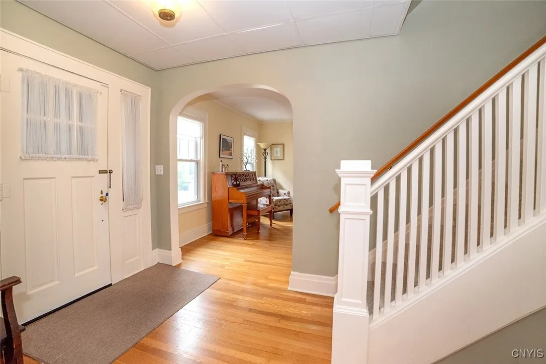 511 Robineau Road, Syracuse, New York 13207, Syracuse, New York 13207, 3 Bedrooms Bedrooms, 7 Rooms Rooms,1 BathroomBathrooms,Residential,For Sale,511 Robineau Road, Syracuse, New York 13207,S1632658