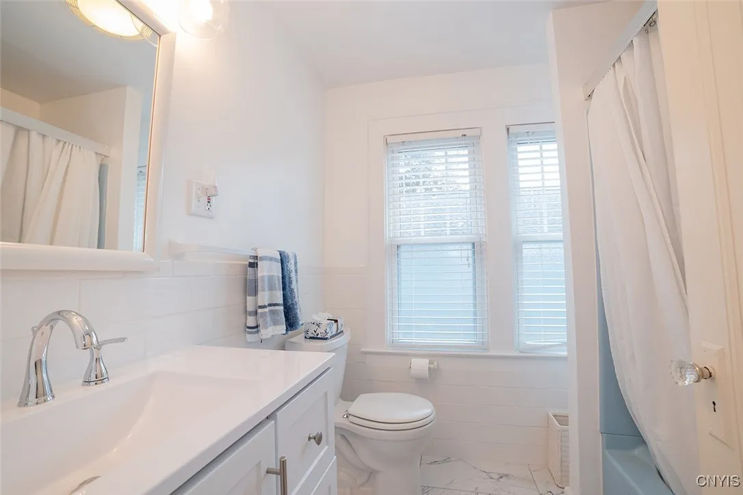 511 Robineau Road, Syracuse, New York 13207, Syracuse, New York 13207, 3 Bedrooms Bedrooms, 7 Rooms Rooms,1 BathroomBathrooms,Residential,For Sale,511 Robineau Road, Syracuse, New York 13207,S1632658