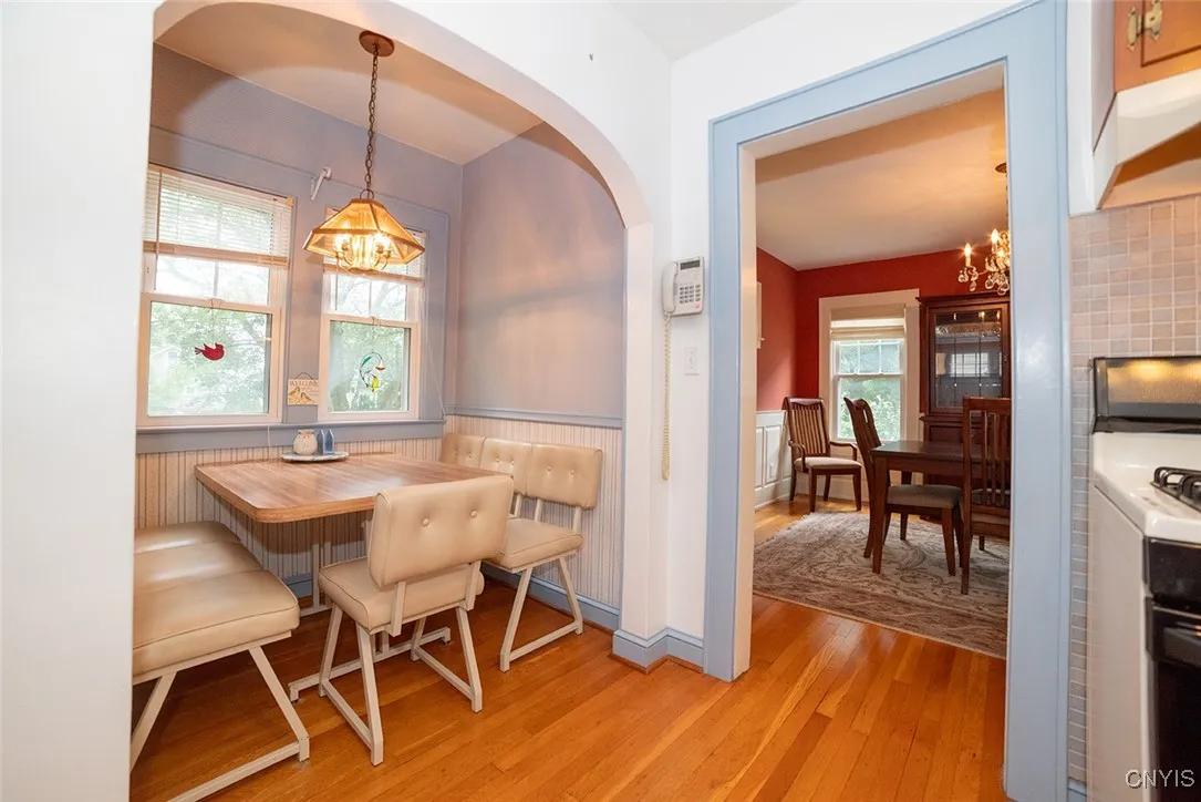 511 Robineau Road, Syracuse, New York 13207, Syracuse, New York 13207, 3 Bedrooms Bedrooms, 7 Rooms Rooms,1 BathroomBathrooms,Residential,For Sale,511 Robineau Road, Syracuse, New York 13207,S1632658