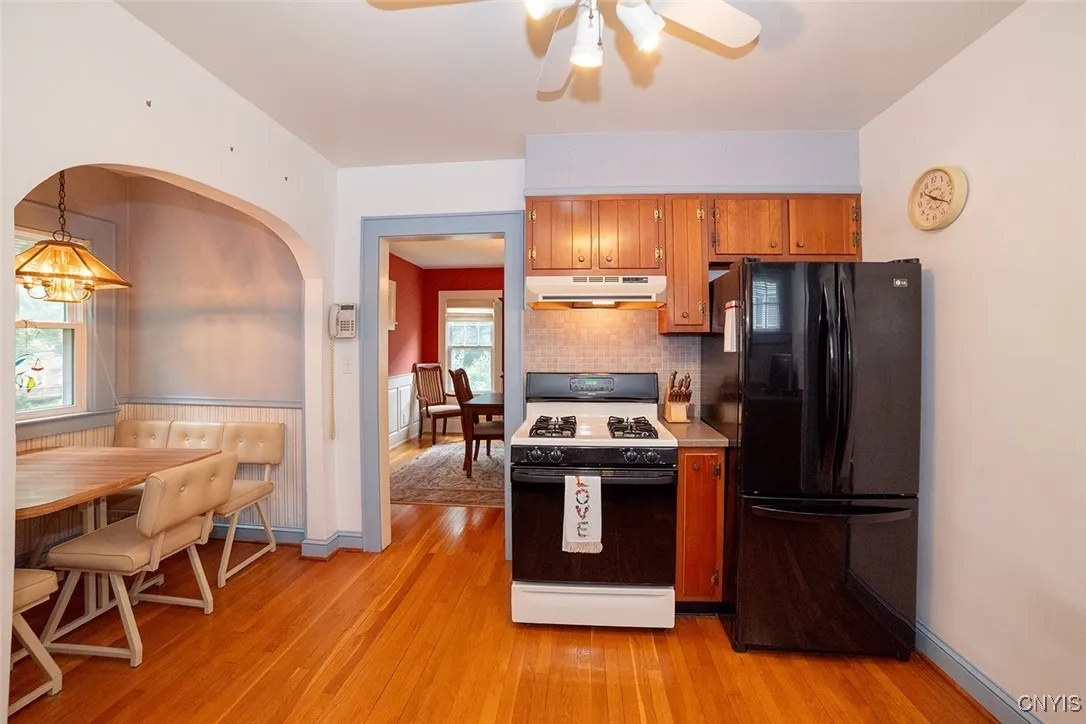 511 Robineau Road, Syracuse, New York 13207, Syracuse, New York 13207, 3 Bedrooms Bedrooms, 7 Rooms Rooms,1 BathroomBathrooms,Residential,Closed,511 Robineau Road, Syracuse, New York 13207,0,S1632658