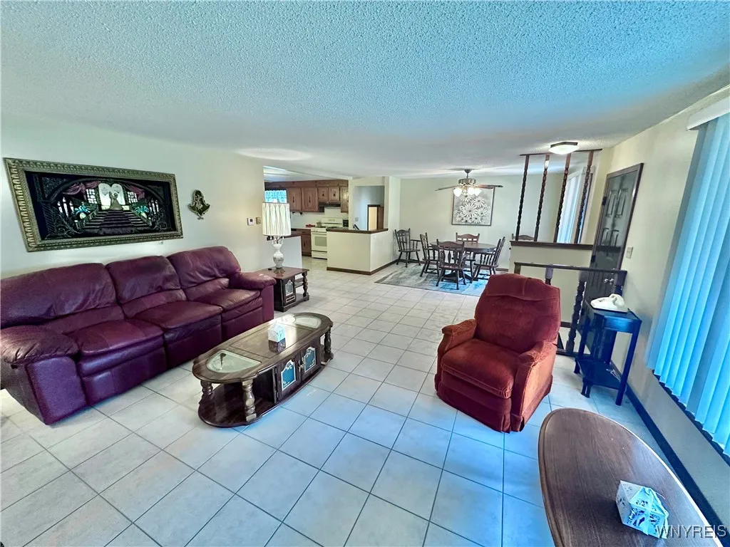 83 Barbados Drive, Cheektowaga, New York 14227, Cheektowaga, New York 14227, 3 Bedrooms Bedrooms, 7 Rooms Rooms,2 BathroomsBathrooms,Residential,For Sale,83 Barbados Drive, Cheektowaga, New York 14227,B1632620
