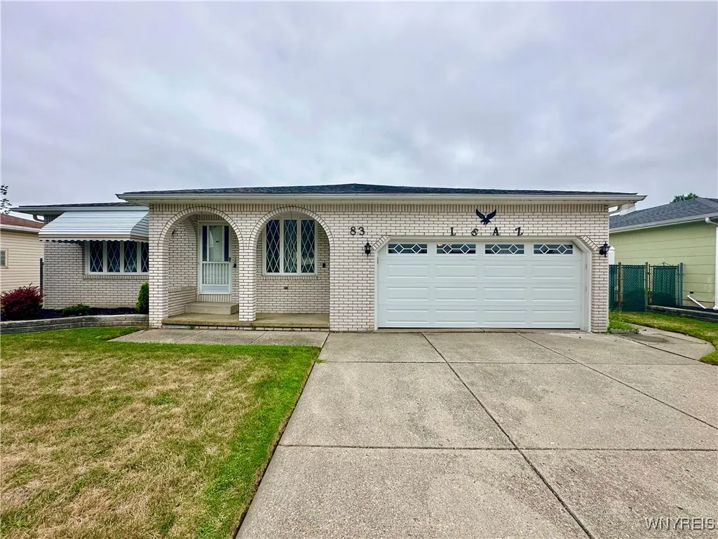 83 Barbados Drive, Cheektowaga, New York 14227, Cheektowaga, New York 14227, 3 Bedrooms Bedrooms, 7 Rooms Rooms,2 BathroomsBathrooms,Residential,For Sale,83 Barbados Drive, Cheektowaga, New York 14227,B1632620