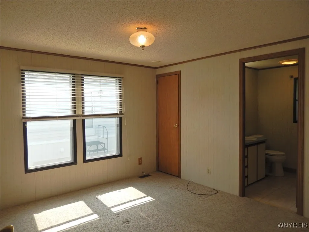 Primary Bedroom with on suite