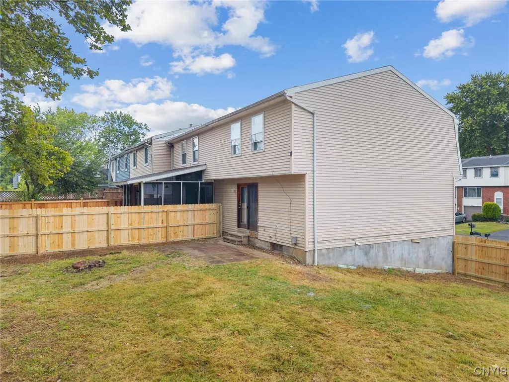 8402b Shallowcreek Road, Clay, New York 13090, Clay, New York 13090, 3 Bedrooms Bedrooms, 5 Rooms Rooms,1 BathroomBathrooms,Residential,For Sale,8402b Shallowcreek Road, Clay, New York 13090,S1630989