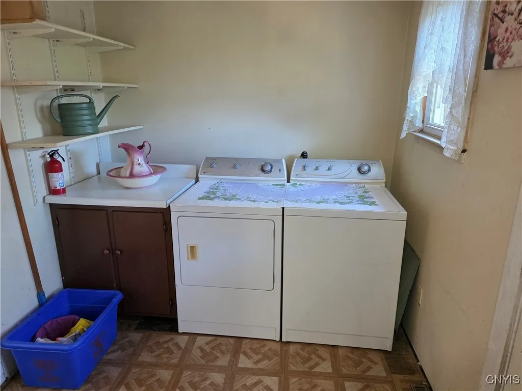 1st floor laundry