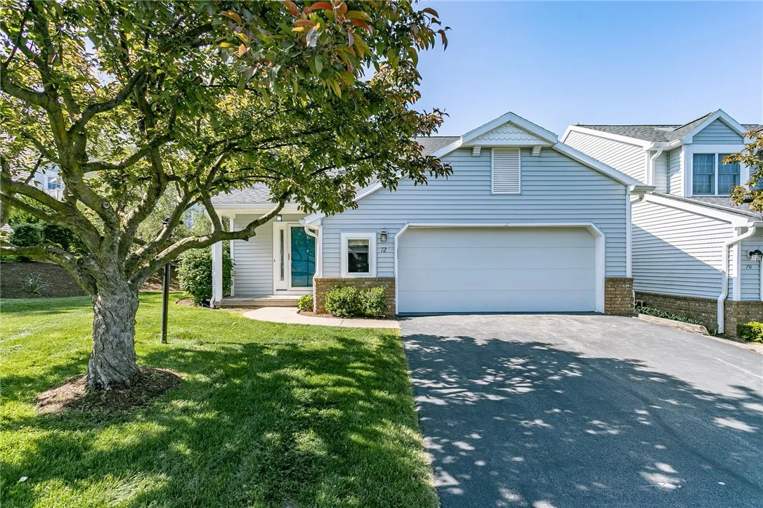 72 Windward Way, Canandaigua City, New York 14424, Canandaigua City, New York 14424, 3 Bedrooms Bedrooms, 9 Rooms Rooms,3 BathroomsBathrooms,Residential Lease,For Rent,72 Windward Way, Canandaigua City, New York 14424,R1632994
