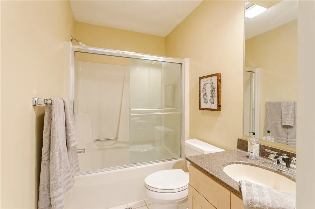 72 Windward Way, Canandaigua City, New York 14424, Canandaigua City, New York 14424, 3 Bedrooms Bedrooms, 9 Rooms Rooms,3 BathroomsBathrooms,Residential Lease,For Rent,72 Windward Way, Canandaigua City, New York 14424,R1632994