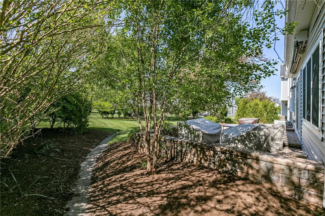 72 Windward Way, Canandaigua City, New York 14424, Canandaigua City, New York 14424, 3 Bedrooms Bedrooms, 9 Rooms Rooms,3 BathroomsBathrooms,Residential Lease,For Rent,72 Windward Way, Canandaigua City, New York 14424,R1632994