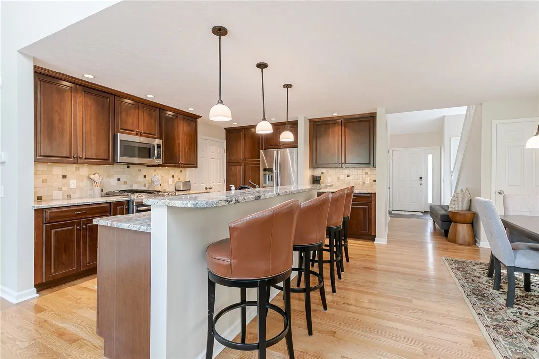72 Windward Way, Canandaigua City, New York 14424, Canandaigua City, New York 14424, 3 Bedrooms Bedrooms, 9 Rooms Rooms,3 BathroomsBathrooms,Residential Lease,For Rent,72 Windward Way, Canandaigua City, New York 14424,R1632994