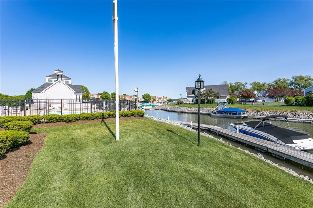72 Windward Way, Canandaigua City, New York 14424, Canandaigua City, New York 14424, 3 Bedrooms Bedrooms, 9 Rooms Rooms,3 BathroomsBathrooms,Residential Lease,For Rent,72 Windward Way, Canandaigua City, New York 14424,R1632994