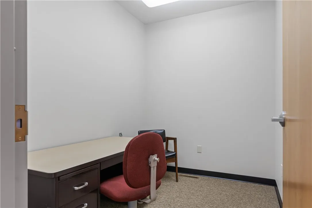 5 Leonard Way, Deposit, New York 13754, Deposit, New York 13754, ,Commercial Sale,For Sale,5 Leonard Way, Deposit, New York 13754,R1628345