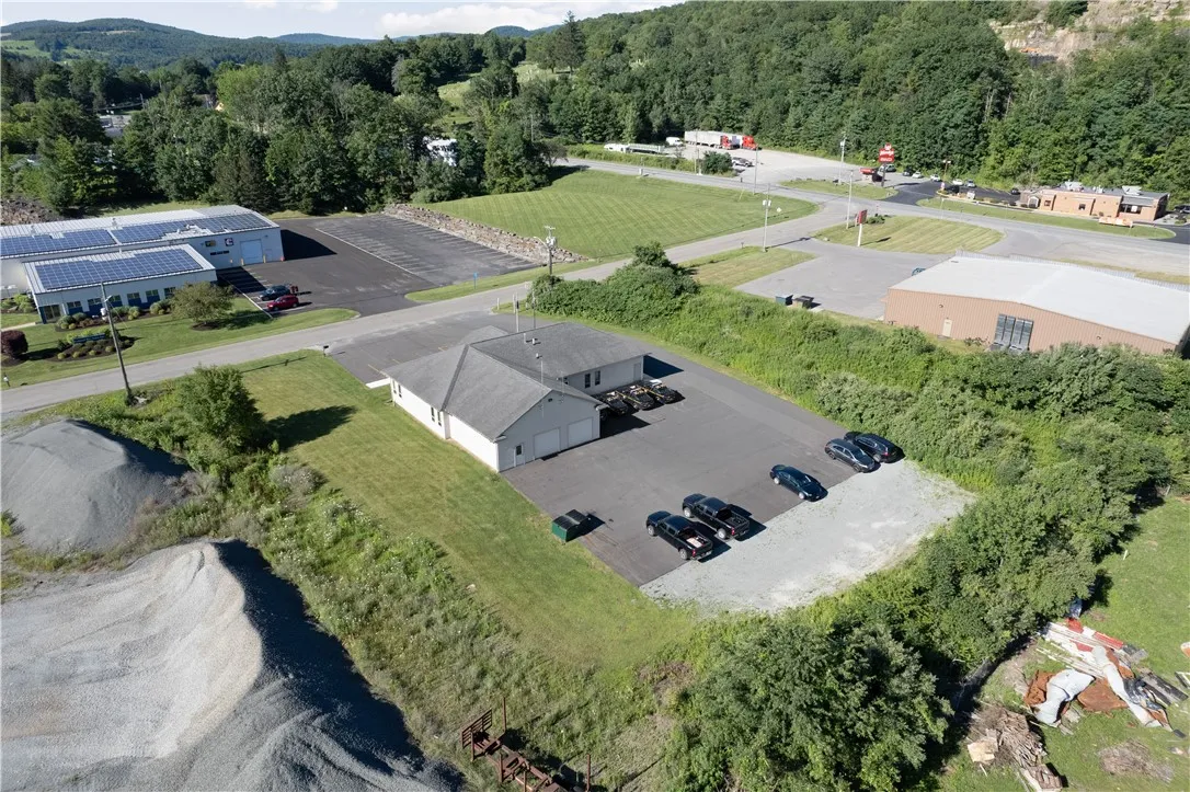 5 Leonard Way, Deposit, New York 13754, Deposit, New York 13754, ,Commercial Sale,For Sale,5 Leonard Way, Deposit, New York 13754,R1628345