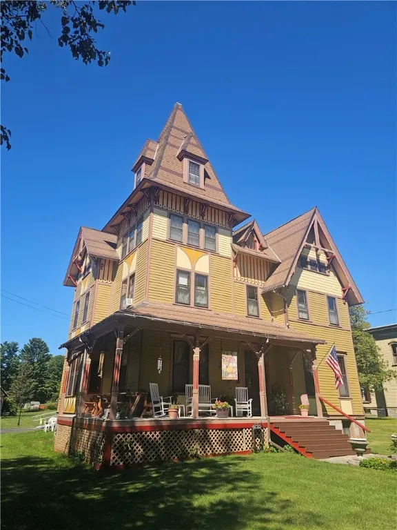 201 Main Street, Richfield, New York 13439, Richfield, New York 13439, 9 Bedrooms Bedrooms, 15 Rooms Rooms,3 BathroomsBathrooms,Residential,For Sale,201 Main Street, Richfield, New York 13439,R1632931