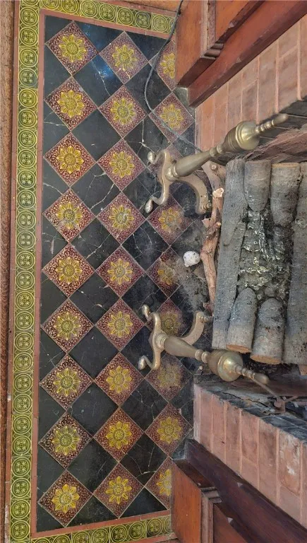 Tiled hearth
