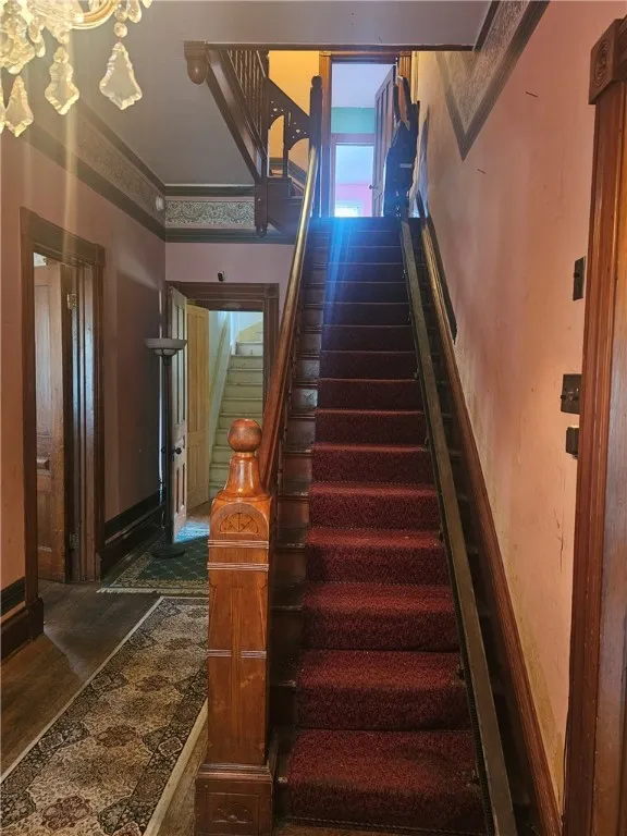 1st floor stairs