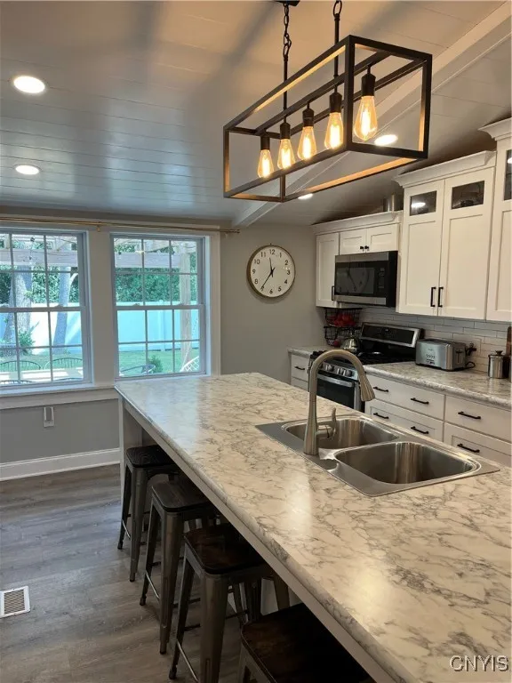 209 East Main Street, Hounsfield, New York 13685, Hounsfield, New York 13685, 4 Bedrooms Bedrooms, 10 Rooms Rooms,3 BathroomsBathrooms,Residential,For Sale,209 East Main Street, Hounsfield, New York 13685,S1632986
