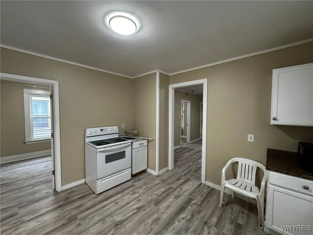 1533 La Salle Avenue, Niagara Falls, New York 1430, Niagara Falls, New York 14301, 4 Bedrooms Bedrooms, ,2 BathroomsBathrooms,Residential,For Sale,1533 La Salle Avenue, Niagara Falls, New York 1430,B1632999