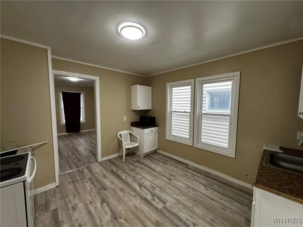 1533 La Salle Avenue, Niagara Falls, New York 1430, Niagara Falls, New York 14301, 4 Bedrooms Bedrooms, ,2 BathroomsBathrooms,Residential,For Sale,1533 La Salle Avenue, Niagara Falls, New York 1430,B1632999