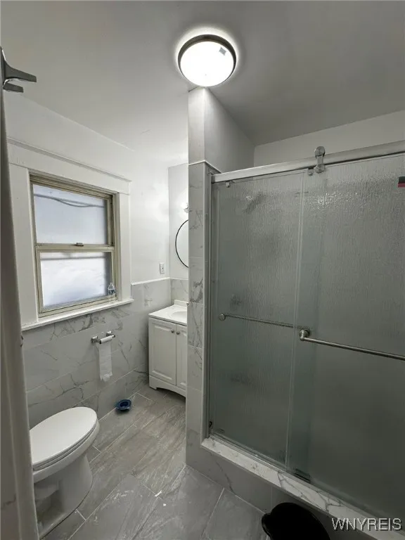 1533 La Salle Avenue, Niagara Falls, New York 1430, Niagara Falls, New York 14301, 4 Bedrooms Bedrooms, ,2 BathroomsBathrooms,Residential,For Sale,1533 La Salle Avenue, Niagara Falls, New York 1430,B1632999