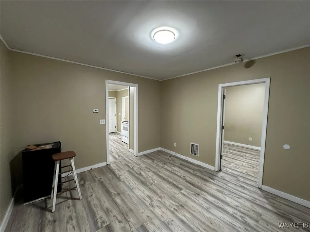 1533 La Salle Avenue, Niagara Falls, New York 1430, Niagara Falls, New York 14301, 4 Bedrooms Bedrooms, ,2 BathroomsBathrooms,Residential,For Sale,1533 La Salle Avenue, Niagara Falls, New York 1430,B1632999