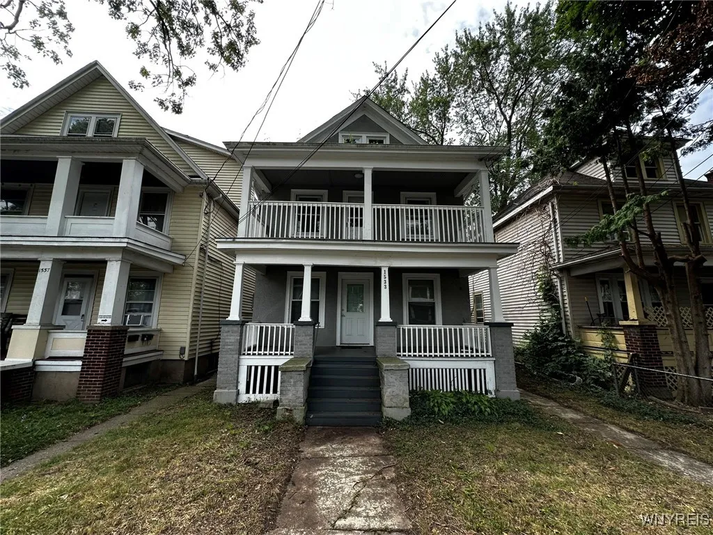 1533 La Salle Avenue, Niagara Falls, New York 1430, Niagara Falls, New York 14301, 4 Bedrooms Bedrooms, ,2 BathroomsBathrooms,Residential,For Sale,1533 La Salle Avenue, Niagara Falls, New York 1430,B1632999