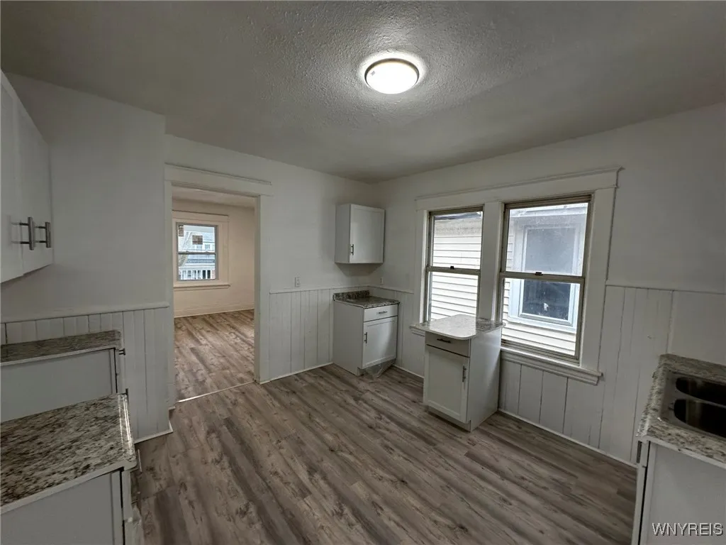 1533 La Salle Avenue, Niagara Falls, New York 1430, Niagara Falls, New York 14301, 4 Bedrooms Bedrooms, ,2 BathroomsBathrooms,Residential,For Sale,1533 La Salle Avenue, Niagara Falls, New York 1430,B1632999