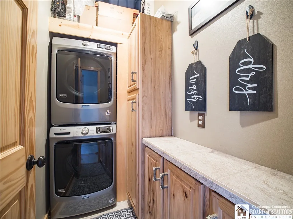 5288 Blockhouse Road, Pomfret, New York 14063, Pomfret, New York 14063, 3 Bedrooms Bedrooms, 10 Rooms Rooms,2 BathroomsBathrooms,Residential,For Sale,5288 Blockhouse Road, Pomfret, New York 14063,R1632180
