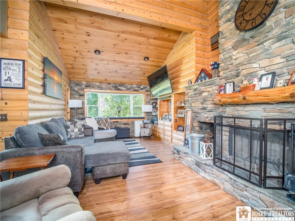 5288 Blockhouse Road, Pomfret, New York 14063, Pomfret, New York 14063, 3 Bedrooms Bedrooms, 10 Rooms Rooms,2 BathroomsBathrooms,Residential,For Sale,5288 Blockhouse Road, Pomfret, New York 14063,R1632180