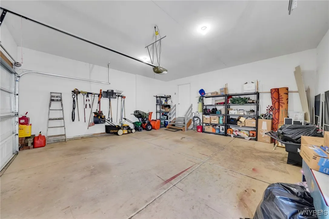 39 Conner Drive, West Seneca, New York 14224, West Seneca, New York 14224, 3 Bedrooms Bedrooms, 8 Rooms Rooms,2 BathroomsBathrooms,Residential,For Sale,39 Conner Drive, West Seneca, New York 14224,B1632971