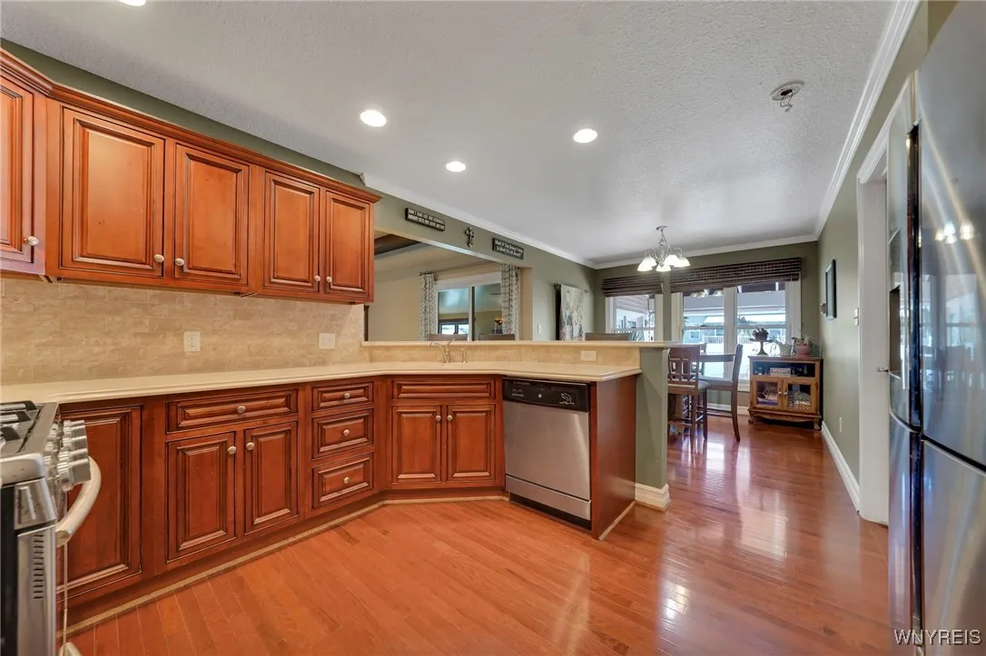 39 Conner Drive, West Seneca, New York 14224, West Seneca, New York 14224, 3 Bedrooms Bedrooms, 8 Rooms Rooms,2 BathroomsBathrooms,Residential,For Sale,39 Conner Drive, West Seneca, New York 14224,B1632971