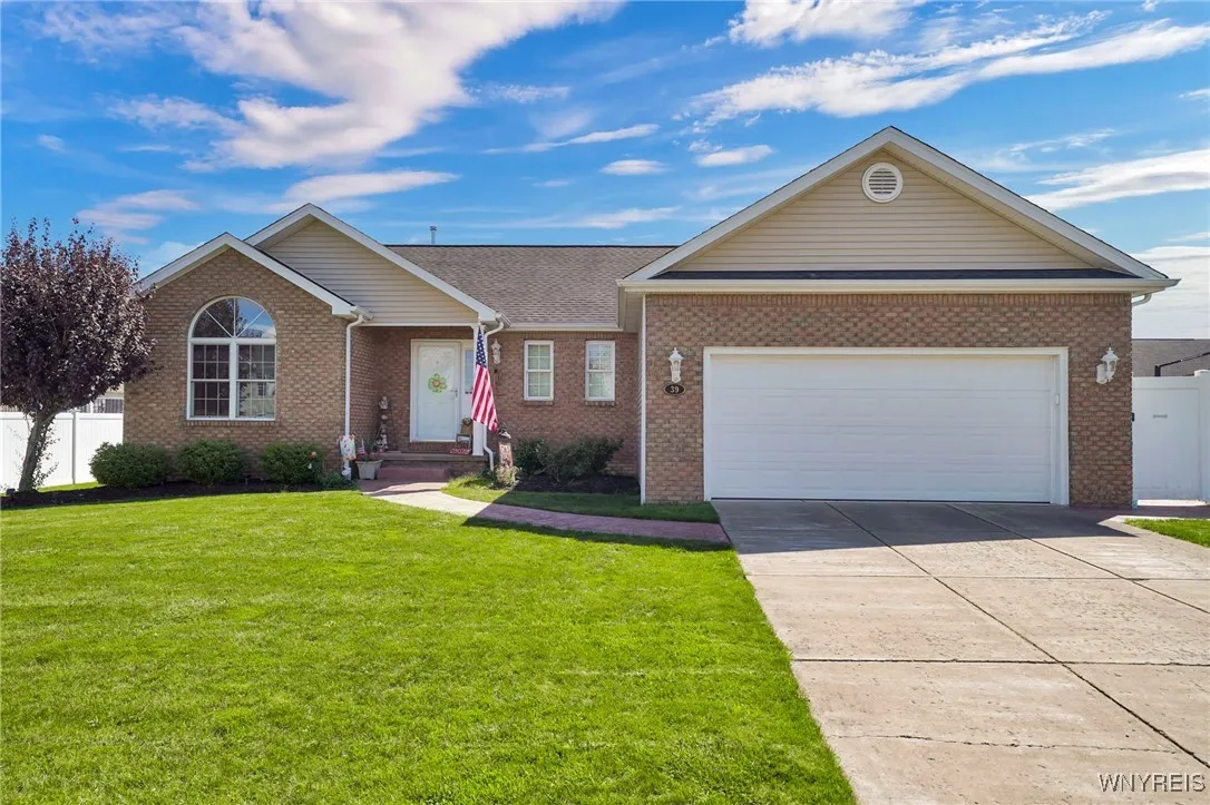 39 Conner Drive, West Seneca, New York 14224, West Seneca, New York 14224, 3 Bedrooms Bedrooms, 8 Rooms Rooms,2 BathroomsBathrooms,Residential,For Sale,39 Conner Drive, West Seneca, New York 14224,B1632971