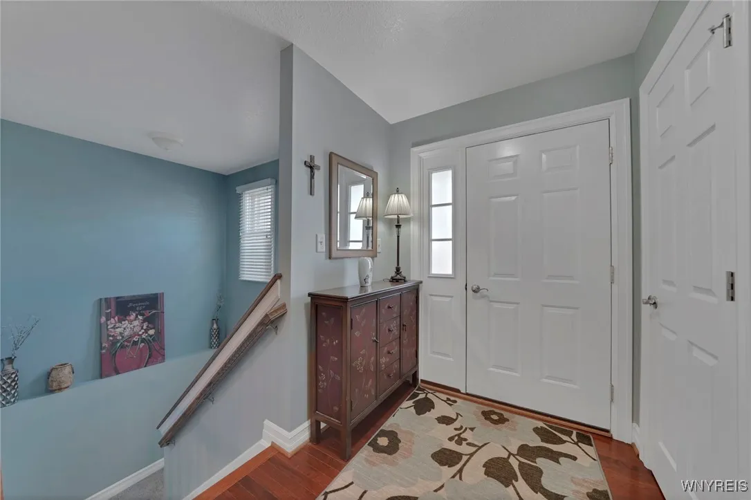 39 Conner Drive, West Seneca, New York 14224, West Seneca, New York 14224, 3 Bedrooms Bedrooms, 8 Rooms Rooms,2 BathroomsBathrooms,Residential,For Sale,39 Conner Drive, West Seneca, New York 14224,B1632971