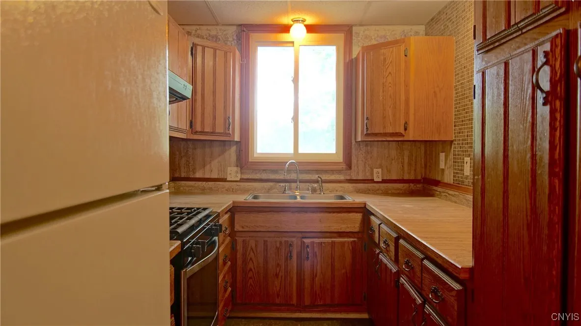 1203 State Route 49, Vienna, New York 13042, Vienna, New York 13042, 3 Bedrooms Bedrooms, 7 Rooms Rooms,1 BathroomBathrooms,Residential,For Sale,1203 State Route 49, Vienna, New York 13042,S1632990