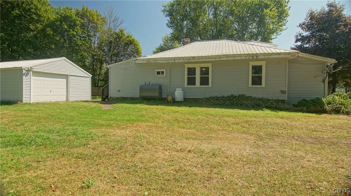 1203 State Route 49, Vienna, New York 13042, Vienna, New York 13042, 3 Bedrooms Bedrooms, 7 Rooms Rooms,1 BathroomBathrooms,Residential,For Sale,1203 State Route 49, Vienna, New York 13042,S1632990
