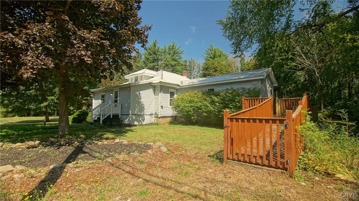 1203 State Route 49, Vienna, New York 13042, Vienna, New York 13042, 3 Bedrooms Bedrooms, 7 Rooms Rooms,1 BathroomBathrooms,Residential,For Sale,1203 State Route 49, Vienna, New York 13042,S1632990
