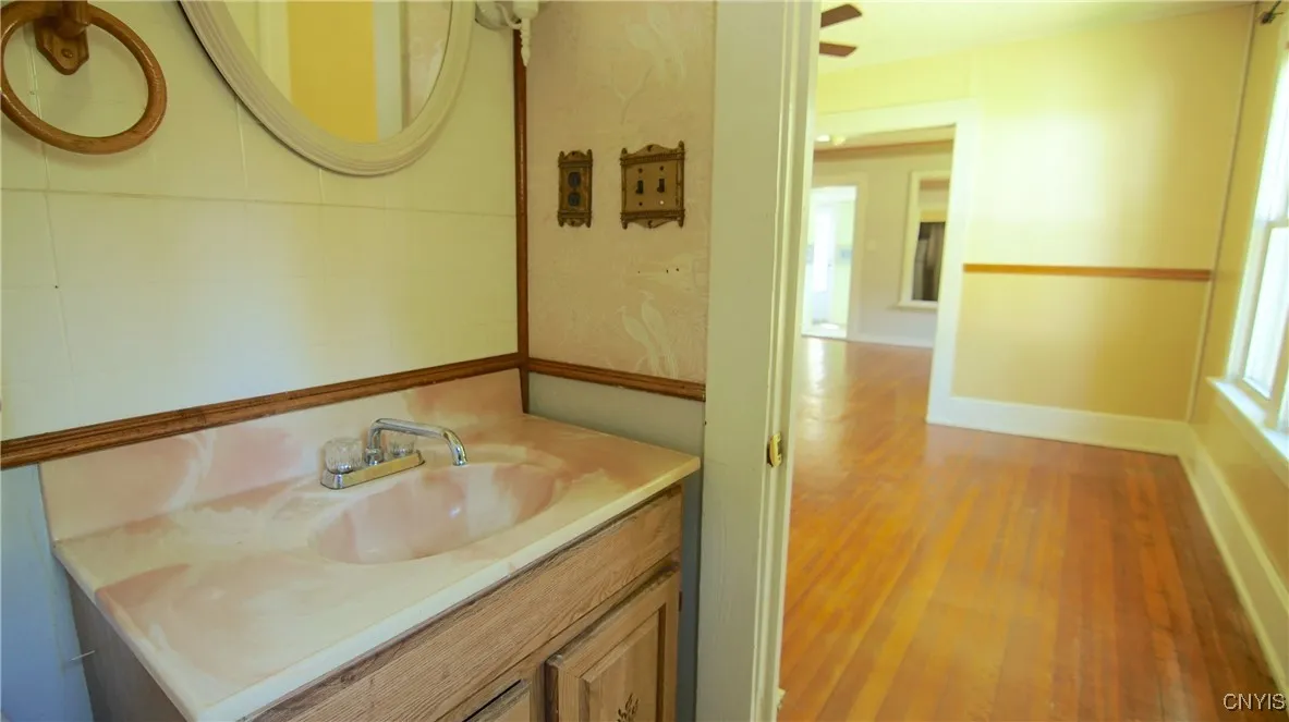 1203 State Route 49, Vienna, New York 13042, Vienna, New York 13042, 3 Bedrooms Bedrooms, 7 Rooms Rooms,1 BathroomBathrooms,Residential,For Sale,1203 State Route 49, Vienna, New York 13042,S1632990