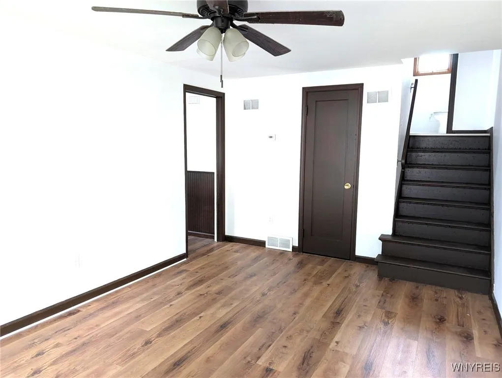 881 Highland Avenue, Tonawanda, New York 14223, Tonawanda, New York 14223, 3 Bedrooms Bedrooms, 10 Rooms Rooms,1 BathroomBathrooms,Residential Lease,For Rent,881 Highland Avenue, Tonawanda, New York 14223,B1632836