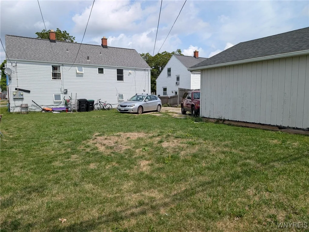 881 Highland Avenue, Tonawanda, New York 14223, Tonawanda, New York 14223, 3 Bedrooms Bedrooms, 10 Rooms Rooms,1 BathroomBathrooms,Residential Lease,For Rent,881 Highland Avenue, Tonawanda, New York 14223,B1632836
