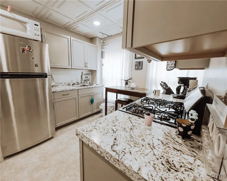 140 Mildred Avenue, Syracuse, New York 13206, Syracuse, New York 13206, 3 Bedrooms Bedrooms, ,3 BathroomsBathrooms,Residential,For Sale,140 Mildred Avenue, Syracuse, New York 13206,S1632343