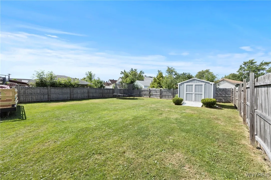 560 Fletcher Street, Tonawanda, New York 14150, Tonawanda, New York 14150, 2 Bedrooms Bedrooms, 6 Rooms Rooms,1 BathroomBathrooms,Residential,For Sale,560 Fletcher Street, Tonawanda, New York 14150,B1632996